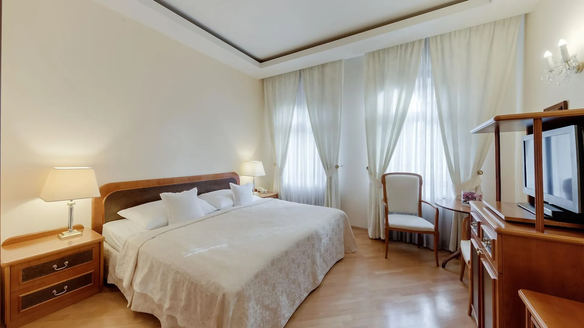 Louren Hotel Prague