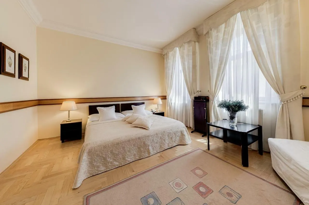 Louren Hotel Prague